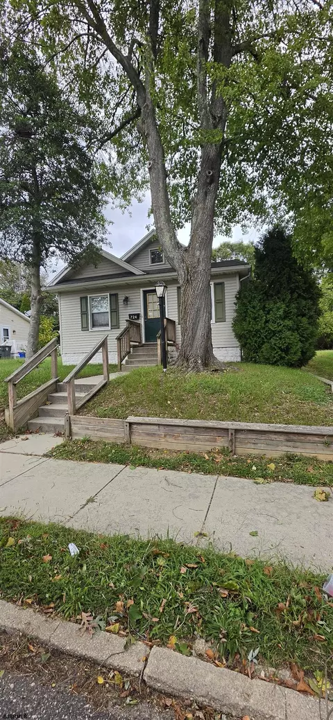 724 Seneca Ave, Pleasantville, NJ 08232