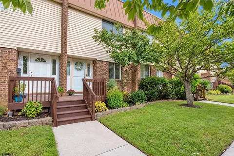 807 Burke Ct #807, Ventnor City, NJ 08406