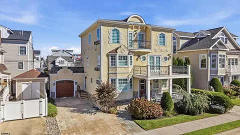 103 S Gladstone Ave, Margate City, NJ 08402