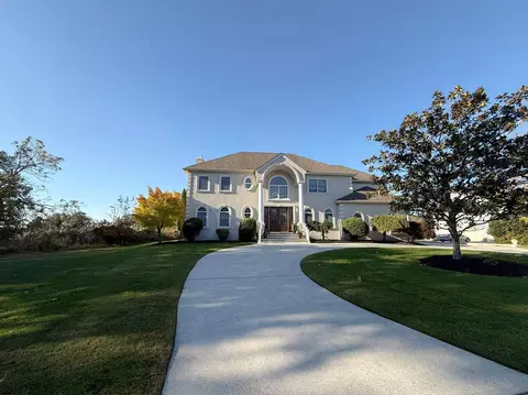 19 Otter Ln, Egg Harbor Township, NJ 08234