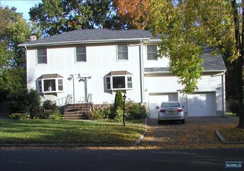 237 Lentz Ave, Paramus, NJ 07652 photo 1