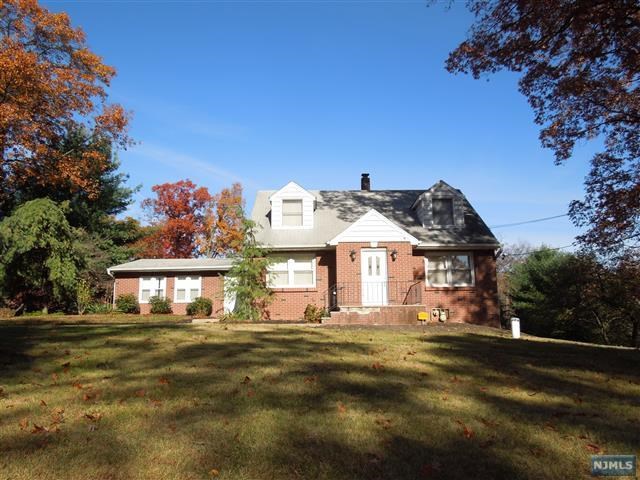 690 Berdan Ave, Wayne, NJ 07470 photo 1