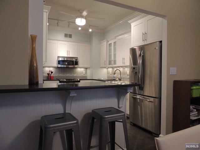 326 Prospect Ave #2c, Hackensack, NJ 07601 photo 1