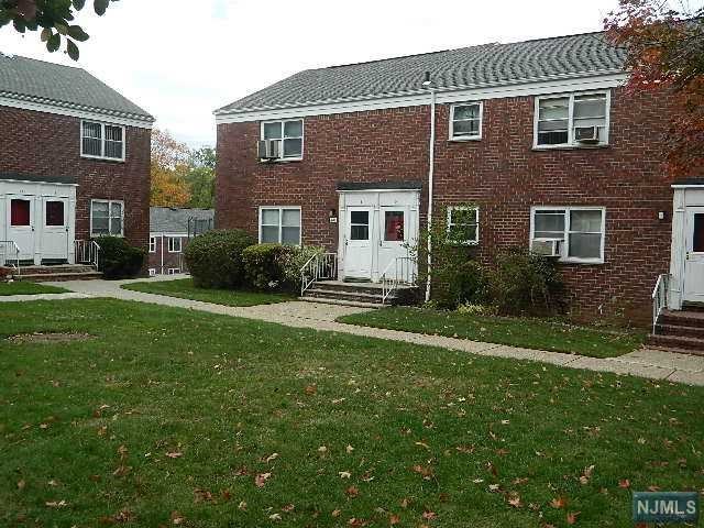 461 Heath Pl #13, Hackensack, NJ 07601 photo 1
