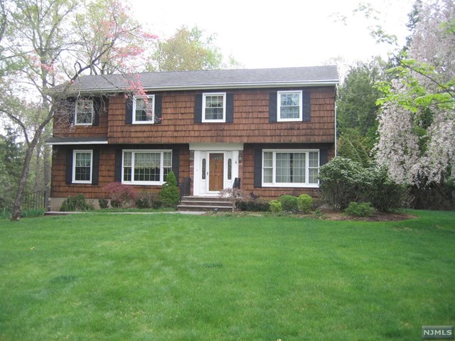 17 Pine Tree Rd, Ramsey, NJ 07446 photo 1
