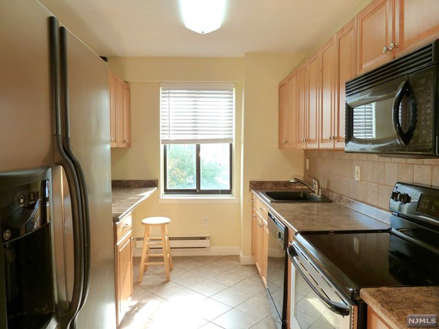 307 Prospect Ave #8a, Hackensack, NJ 07601 photo 1