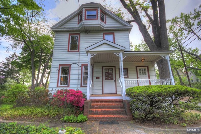 29 Blanche Ave, Demarest, NJ 07627 photo 1