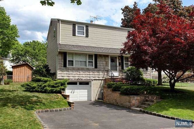 9 Wareham Rd, Dumont, NJ 07628 photo 1