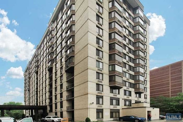 326 Prospect Ave #5b, Hackensack, NJ 07601 photo 1