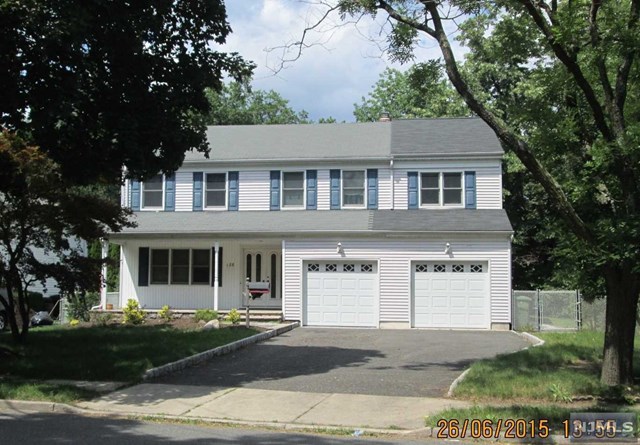 126 Trinity Ct, Paramus, NJ 07652 photo 1