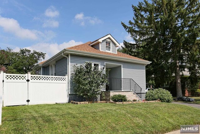 291 Herman St, Hackensack, NJ 07601 photo 1