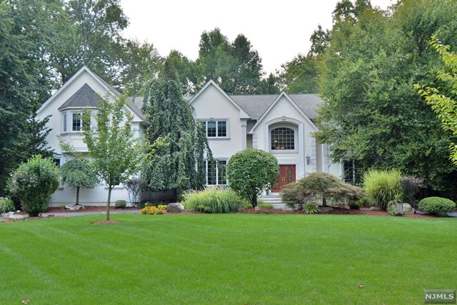 24 Echo Ridge Rd, Saddle River, NJ 07458 photo 1