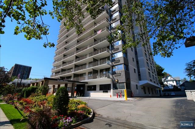 235 Prospect Ave #3f, Hackensack, NJ 07601 photo 1