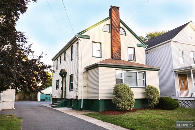 264 Park St, Hackensack, NJ 07601 photo 1