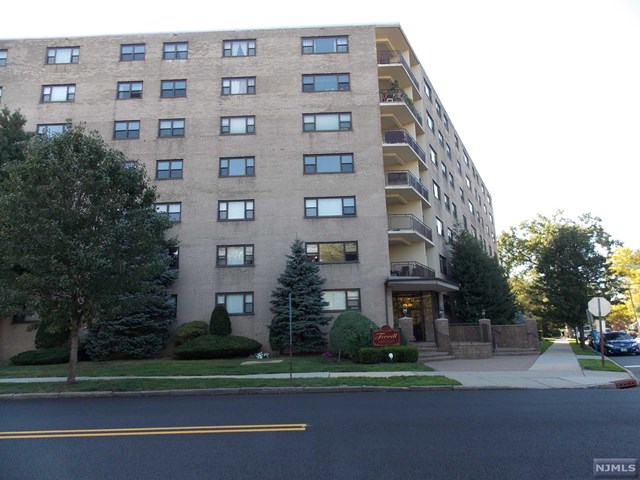 25 Grand Ave #3e, Hackensack, NJ 07601 photo 1
