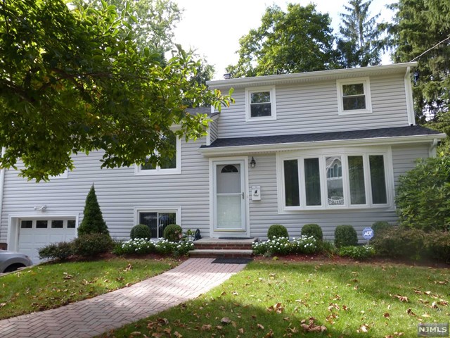 4 Smith St, Closter, NJ 07624 photo 1