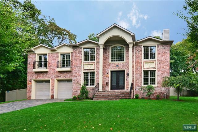 128 Birchwood Rd, Paramus, NJ 07652 photo 1