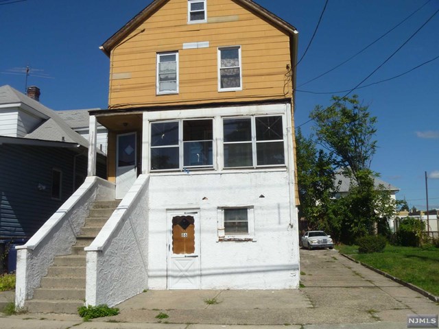 86 Pink St, Hackensack, NJ 07601 photo 1