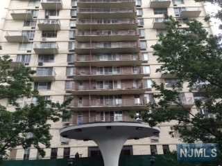 160 Overlook Ave #8e2, Hackensack, NJ 07601 photo 1