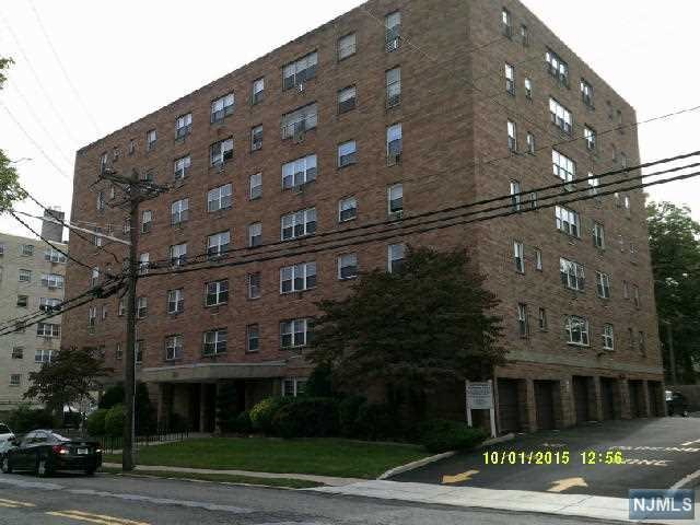 25 Jefferson St #4f, Hackensack, NJ 07601 photo 1