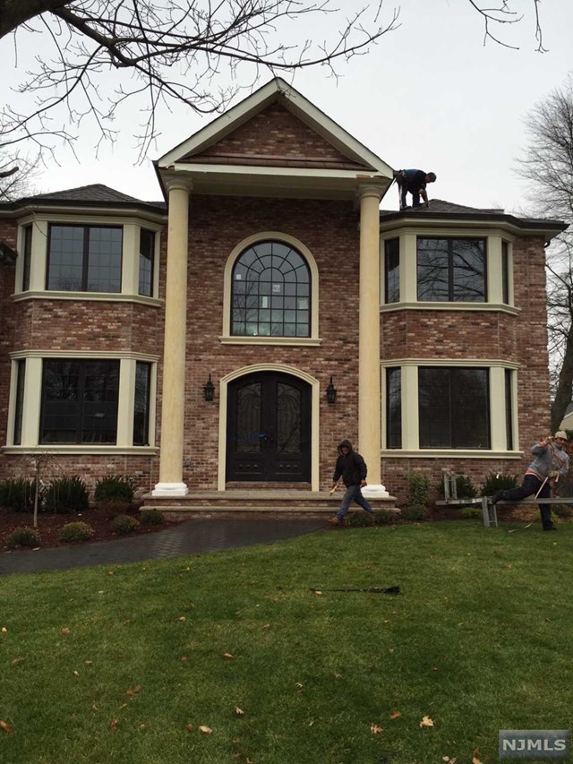 748 Reeder Rd, Paramus, NJ 07652 photo 1