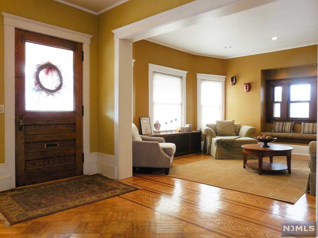 188 Clinton Pl, Hackensack, NJ 07601 photo 1