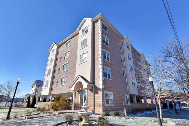 241 Union St #203, Hackensack, NJ 07601 photo 1