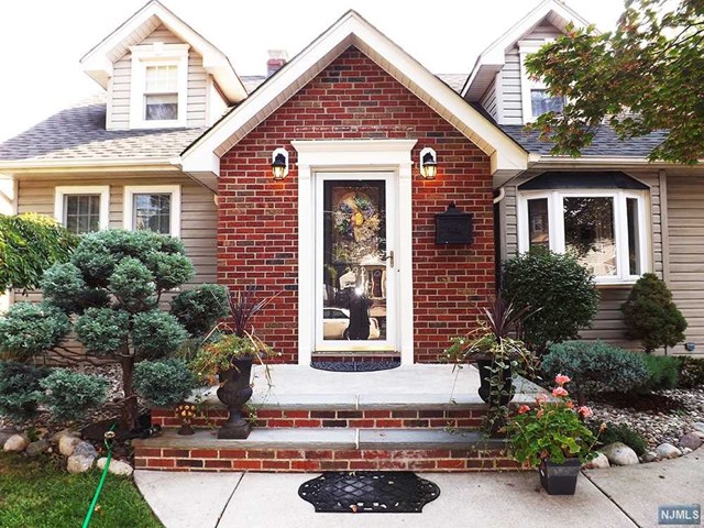 232 High St, Nutley, NJ 07110 photo 1