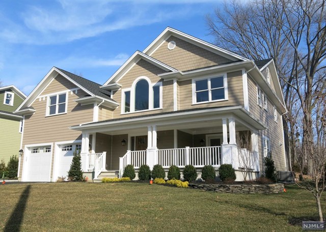 685 Roosevelt Blvd, Paramus, NJ 07652 photo 1