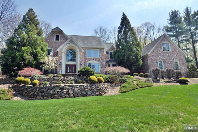 286 E Saddle River Rd, Upper Saddle River, NJ 07458 photo 1