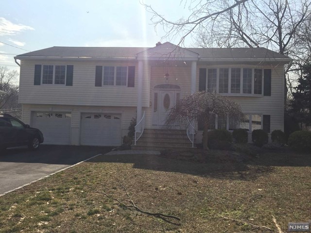 50 Knox Pl, Paramus, NJ 07652 photo 1