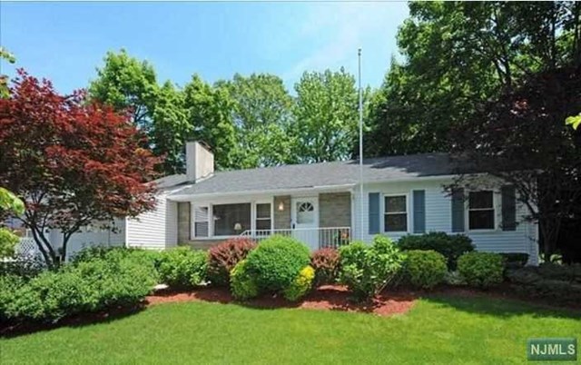 168 Knickerbocker Rd, Cresskill, NJ 07626 photo 1