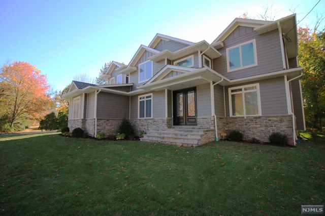 34 Ridge Rd, Cresskill, NJ 07626 photo 1