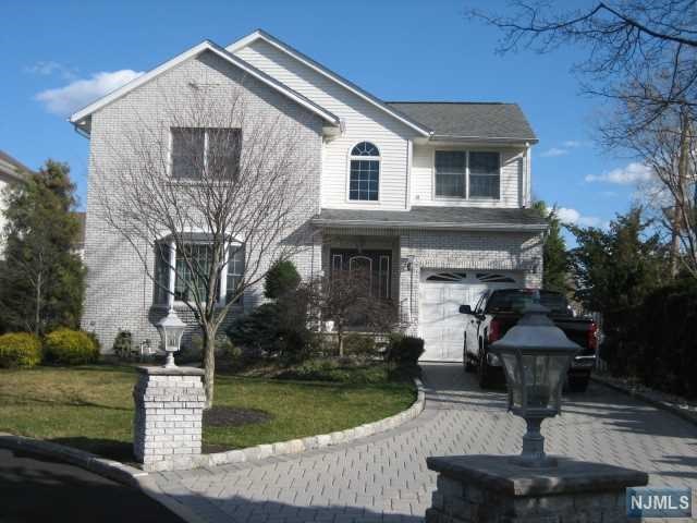 3 Cedar St, Wallington, NJ 07057 photo 1