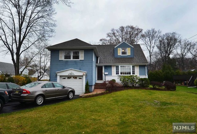 195 Norman Way, Paramus, NJ 07652 photo 1