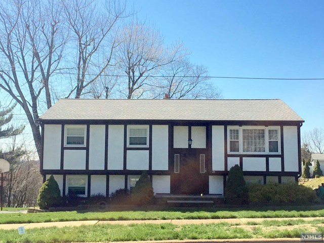 23 Pelham Rd, Wayne, NJ 07470 photo 1