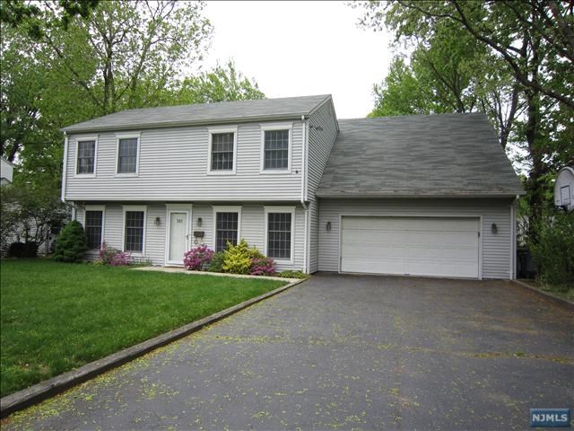 361 S Terhune Ave, Paramus, NJ 07652 photo 1