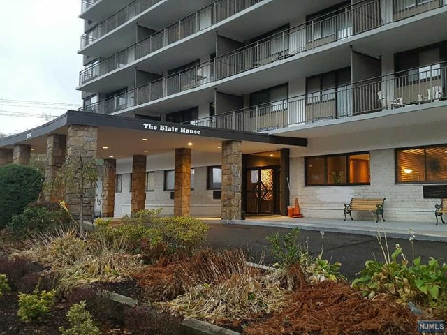 235 Prospect Ave #12E, Hackensack, NJ 07601 photo 1