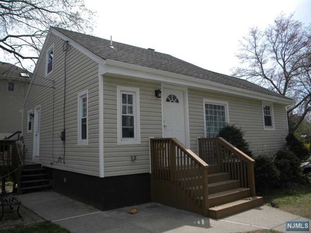 14 Buen Ln, Wayne, NJ 07470 photo 1