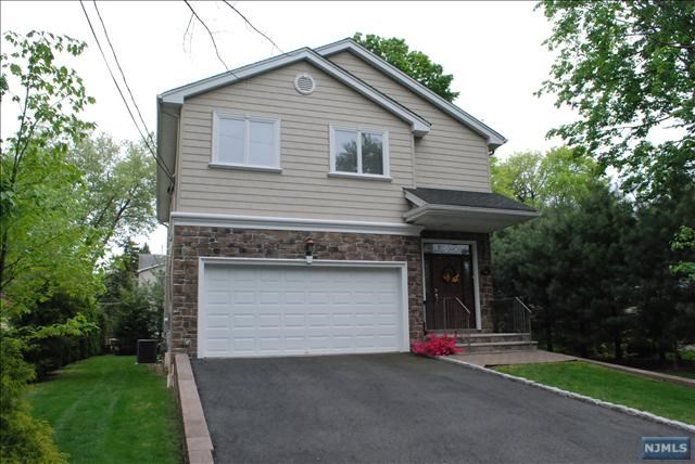 76 Monroe Ave, Cresskill, NJ 07626 photo 1