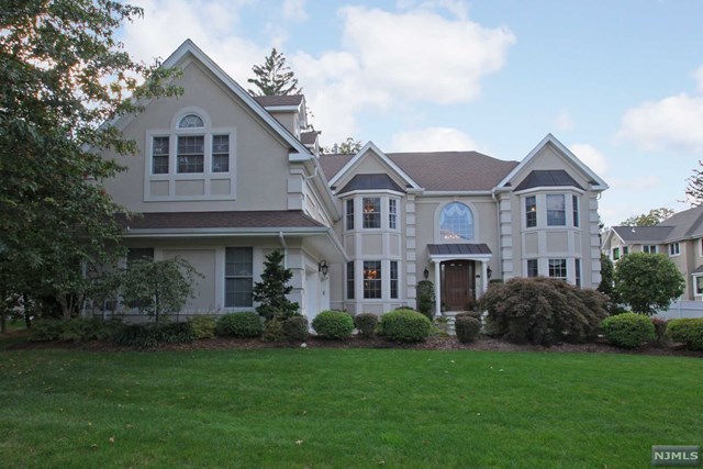 166 Knickerbocker Rd, Closter, NJ 07624 photo 1
