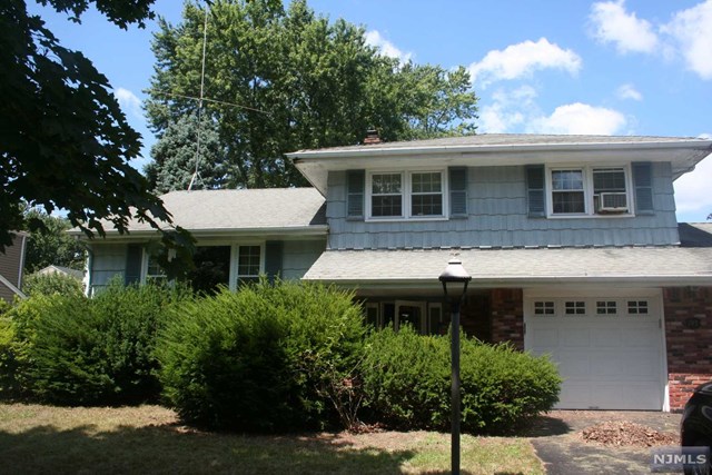 745 Myrna Rd, Paramus, NJ 07652 photo 1