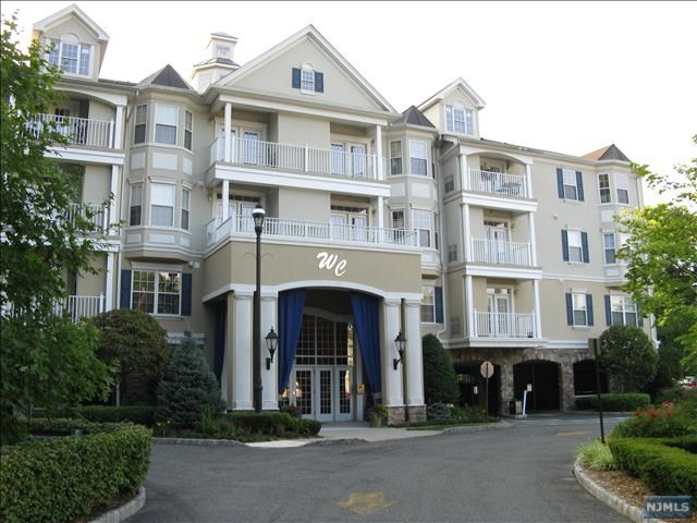  171-175 Rochelle Ave #119, Rochelle Park, NJ 07662 photo 1