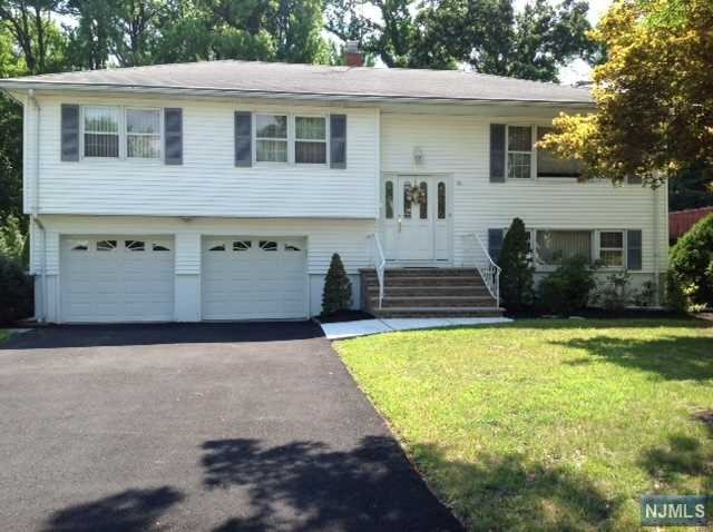56 Ardale Rd, Paramus, NJ 07652 photo 1
