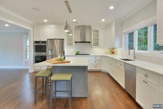 100 5th St, Cresskill, NJ 07626 photo 1