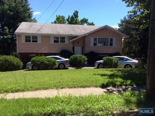 150 N Farview Ave, Paramus, NJ 07652 photo 1