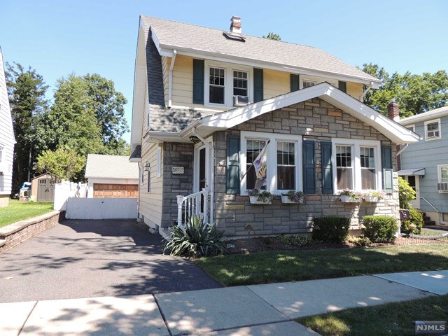 29 E Fairmount Ave, Maywood, NJ 07607 photo 1