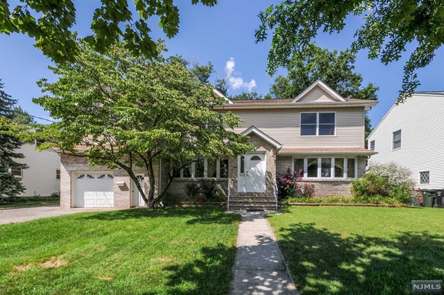 563 Green Valley Rd, Paramus, NJ 07652 photo 1