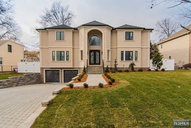 267 Henry St, Paramus, NJ 07652 photo 1