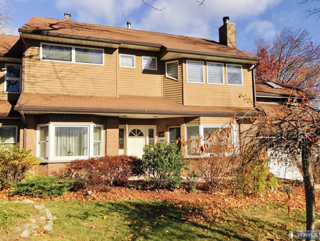 145 Stuart St, Paramus, NJ 07652 photo 1